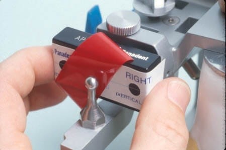 System do wyznaczania osi zawiasowej API